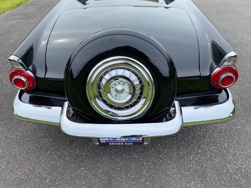 1956 Ford Thunderbird 1st Gen - Image 27 of 31