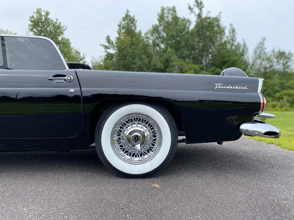 1956 Ford Thunderbird 1st Gen - Image 24 of 31