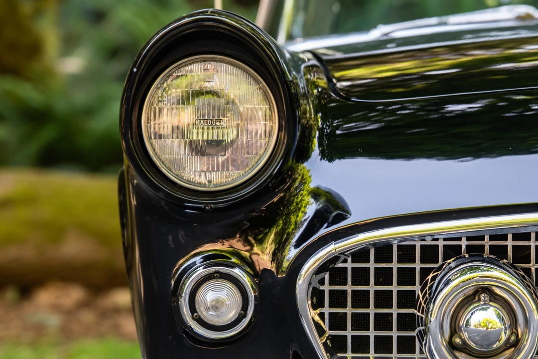 1956 Ford Thunderbird 1st Gen - Image 22 of 31