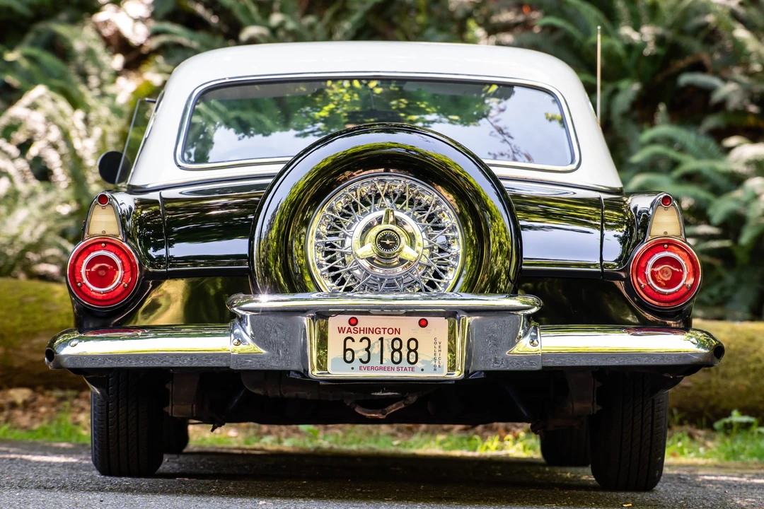 1956 Ford Thunderbird 1st Gen - Image 24 of 31