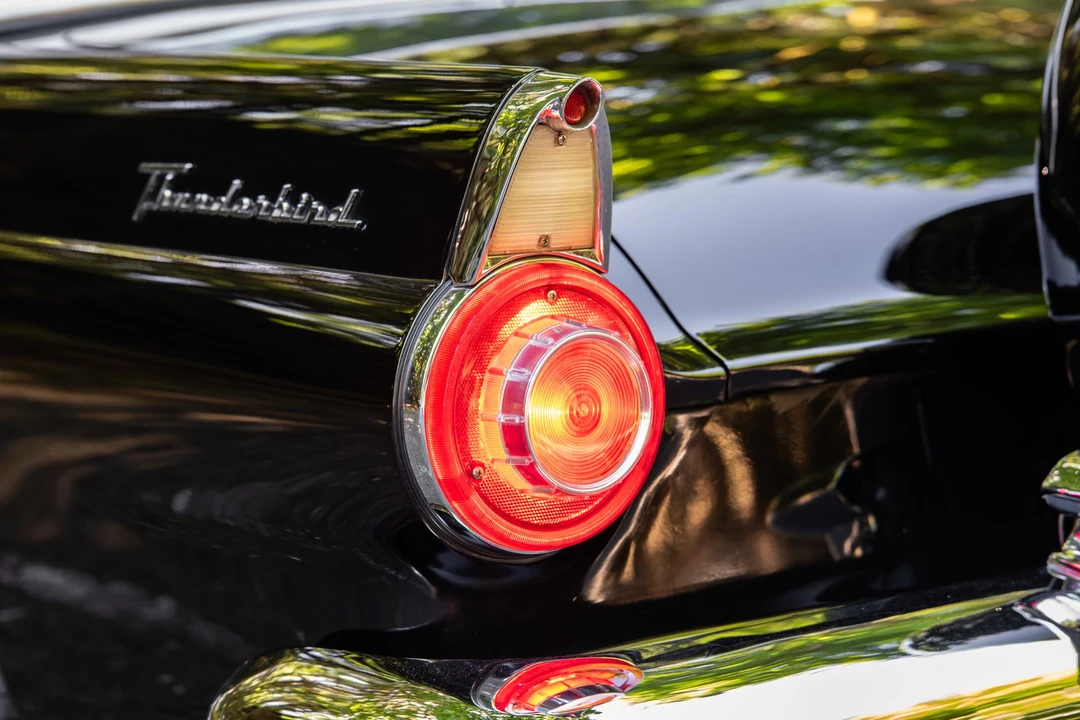 1956 Ford Thunderbird 1st Gen - Image 25 of 31