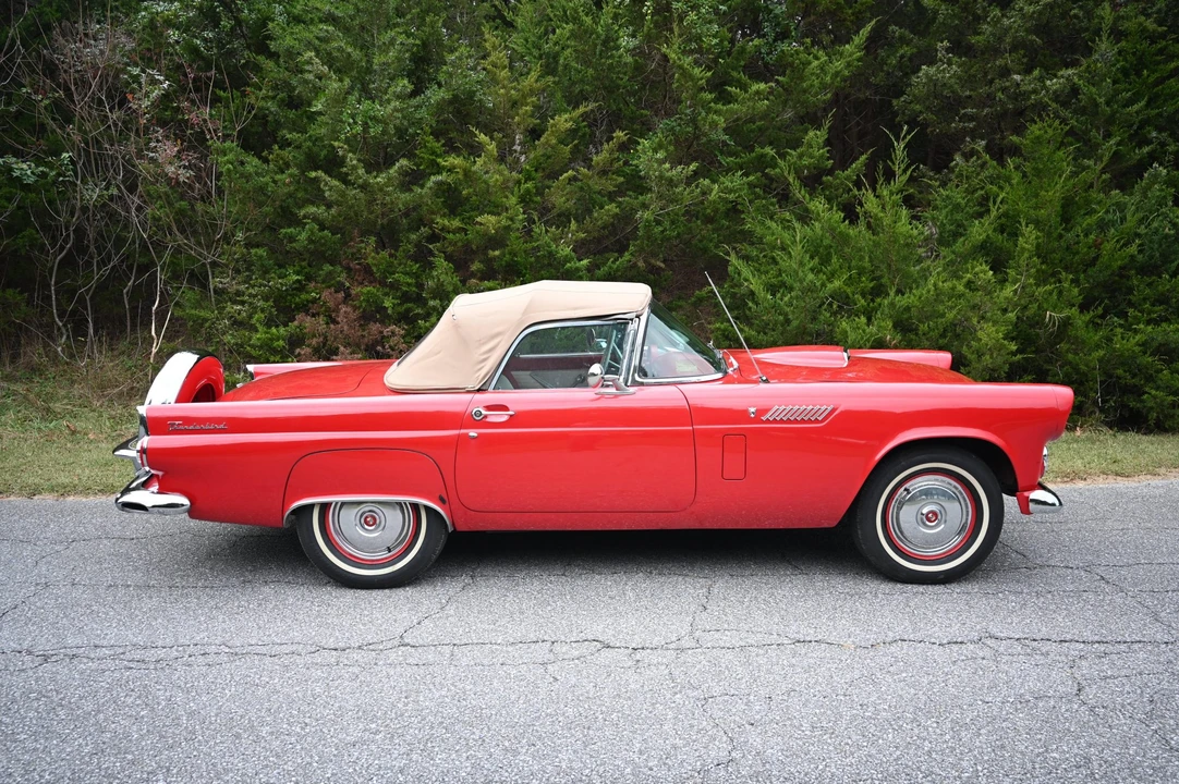 1956 Ford Thunderbird 1st Gen - Image 29 of 31
