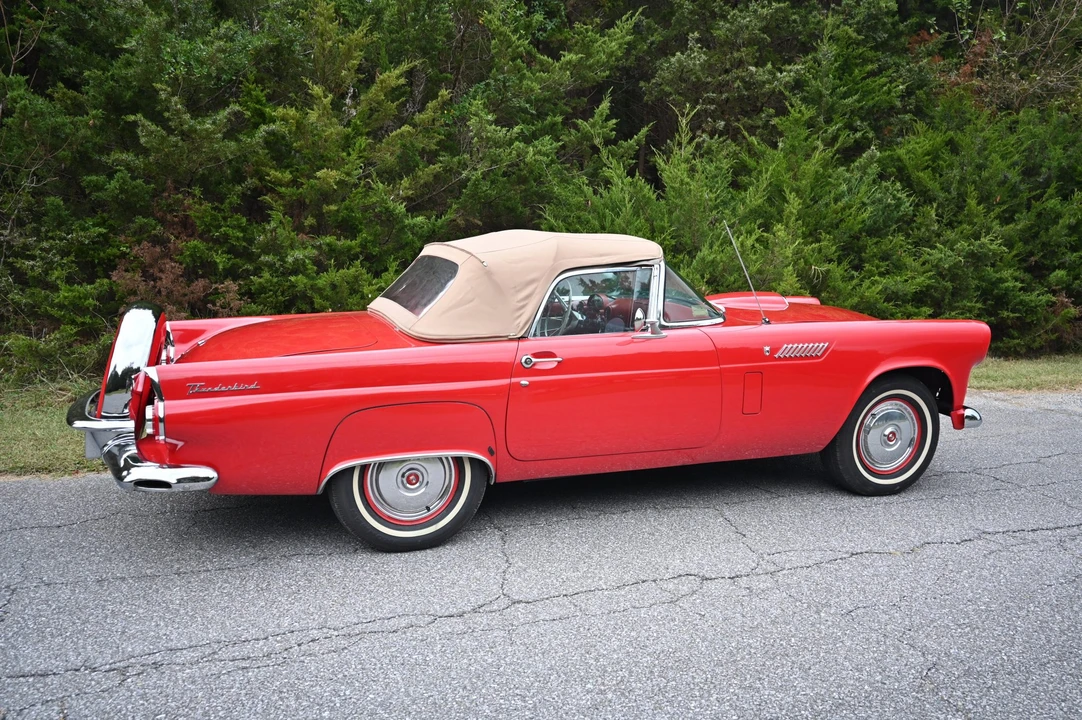 1956 Ford Thunderbird 1st Gen - Image 27 of 31