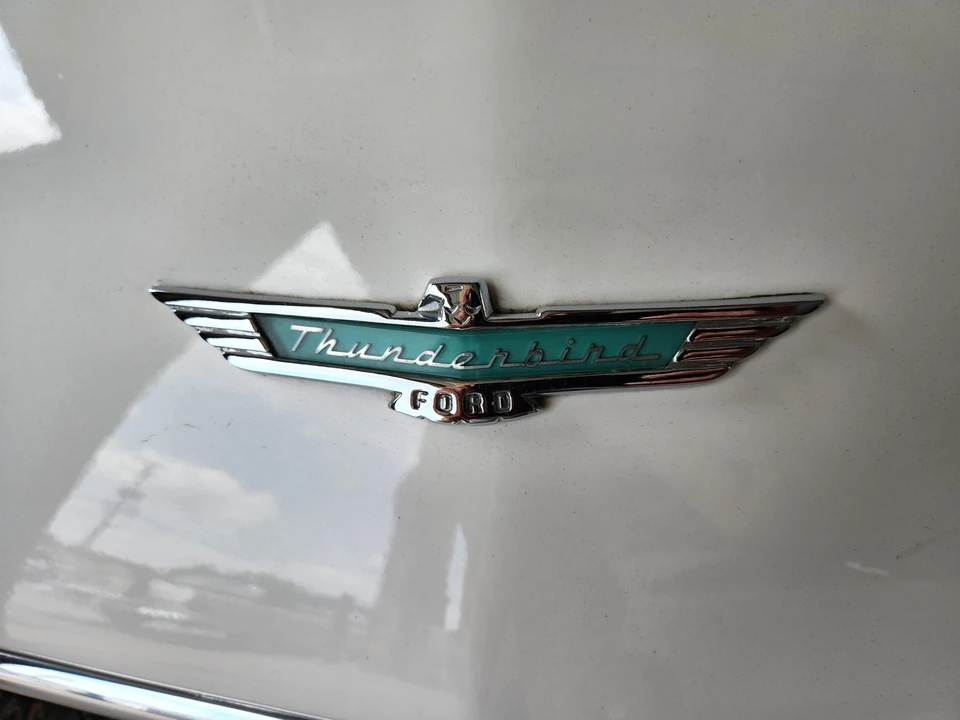 1956 Ford Thunderbird 1st Gen - Image 26 of 31