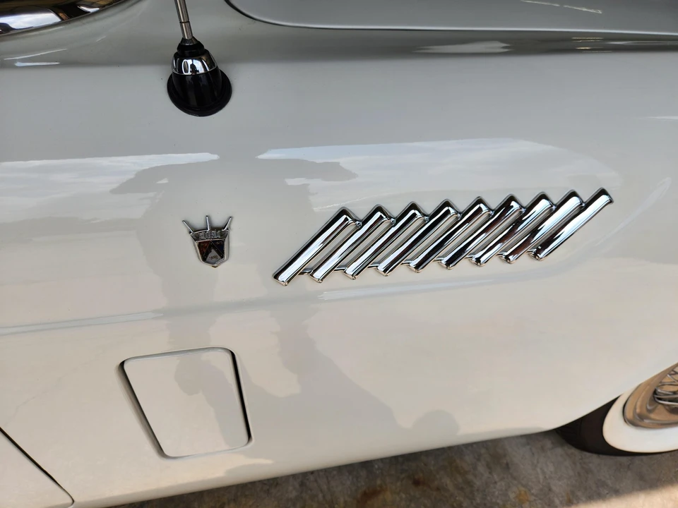 1956 Ford Thunderbird 1st Gen - Image 25 of 31