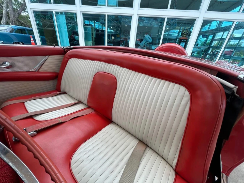 1956 Ford Thunderbird 1st Gen - Image 26 of 31