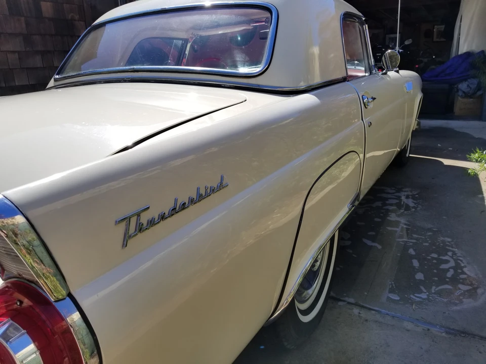 1956 Ford Thunderbird 1st Gen - Image 28 of 31