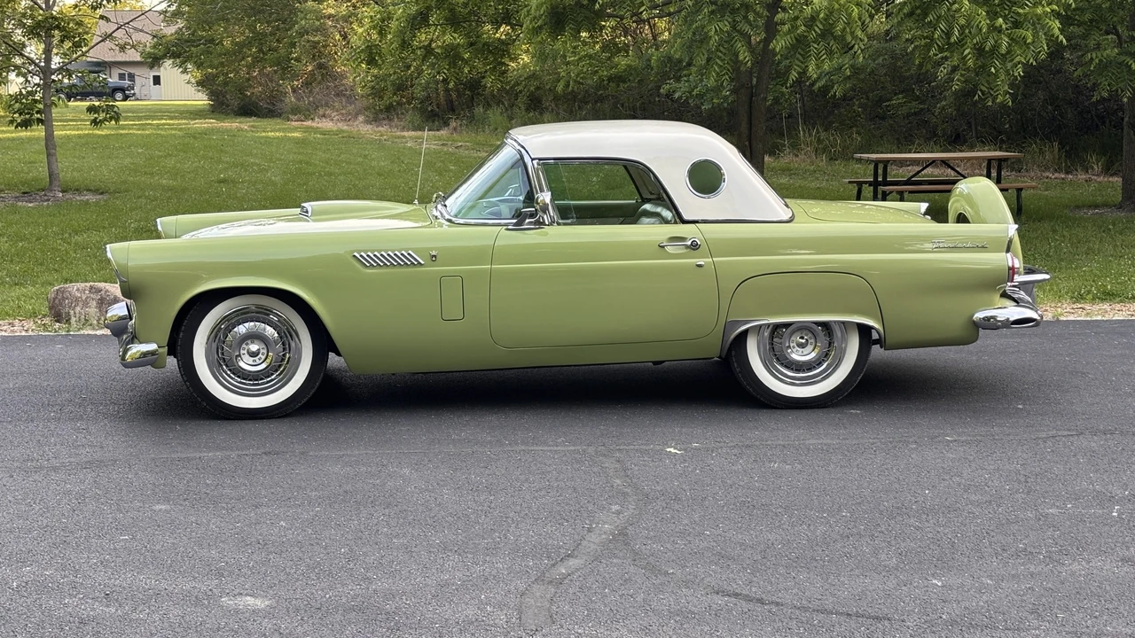 1956 Ford Thunderbird 1st Gen - Image 9 of 31