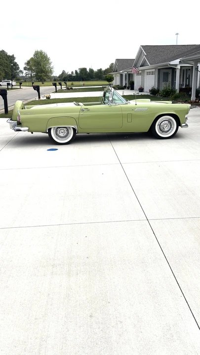 1956 Ford Thunderbird 1st Gen - Image 22 of 31