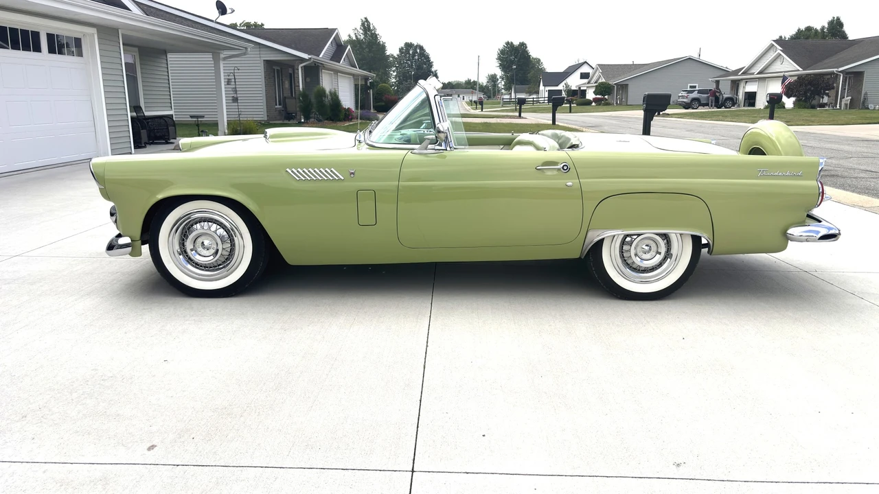 1956 Ford Thunderbird 1st Gen - Image 12 of 31