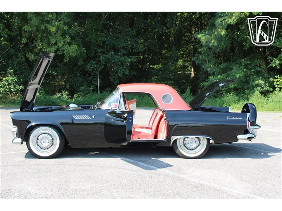 1956 Ford Thunderbird 1st Gen - Image 28 of 31