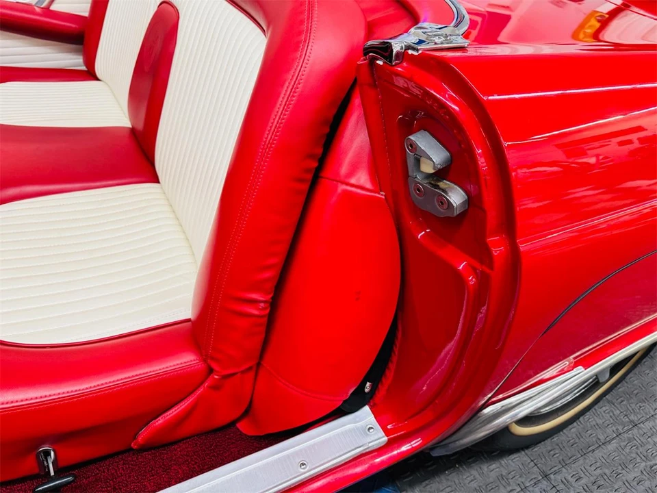 1956 Ford Thunderbird 1st Gen - Image 30 of 31