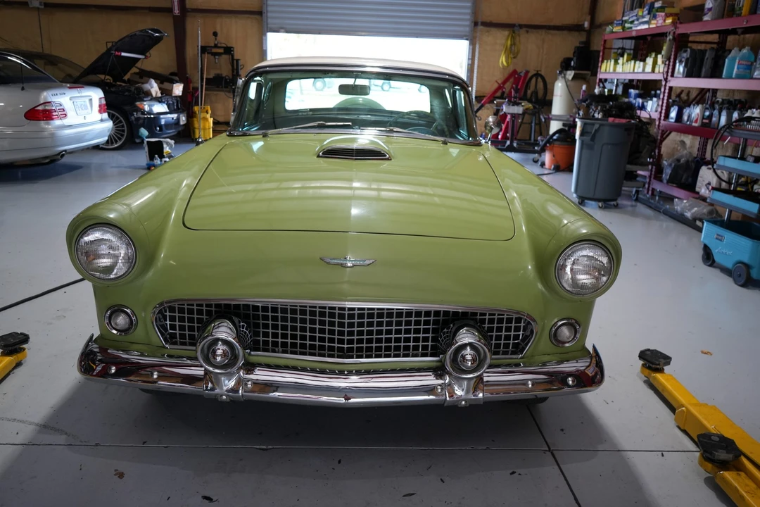 1956 Ford Thunderbird 1st Gen - Image 27 of 31