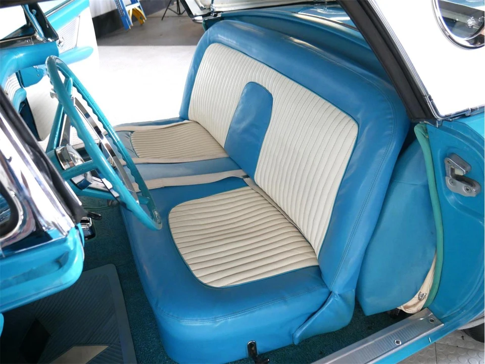 1956 Ford Thunderbird 1st Gen - Image 27 of 31