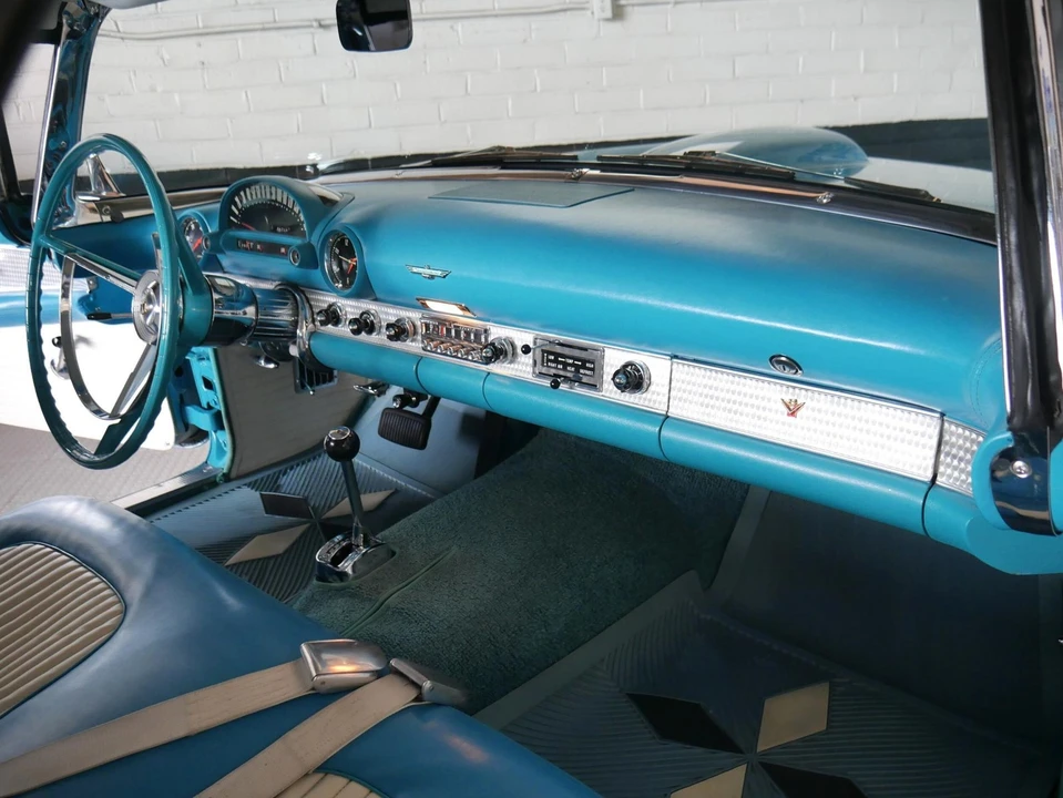 1956 Ford Thunderbird 1st Gen - Image 26 of 31