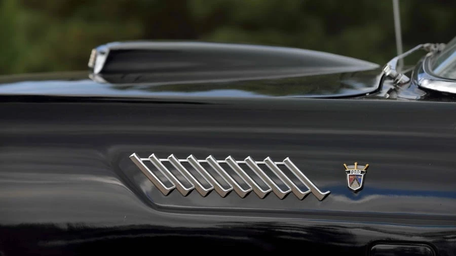 1956 Ford Thunderbird 1st Gen - Image 9 of 12