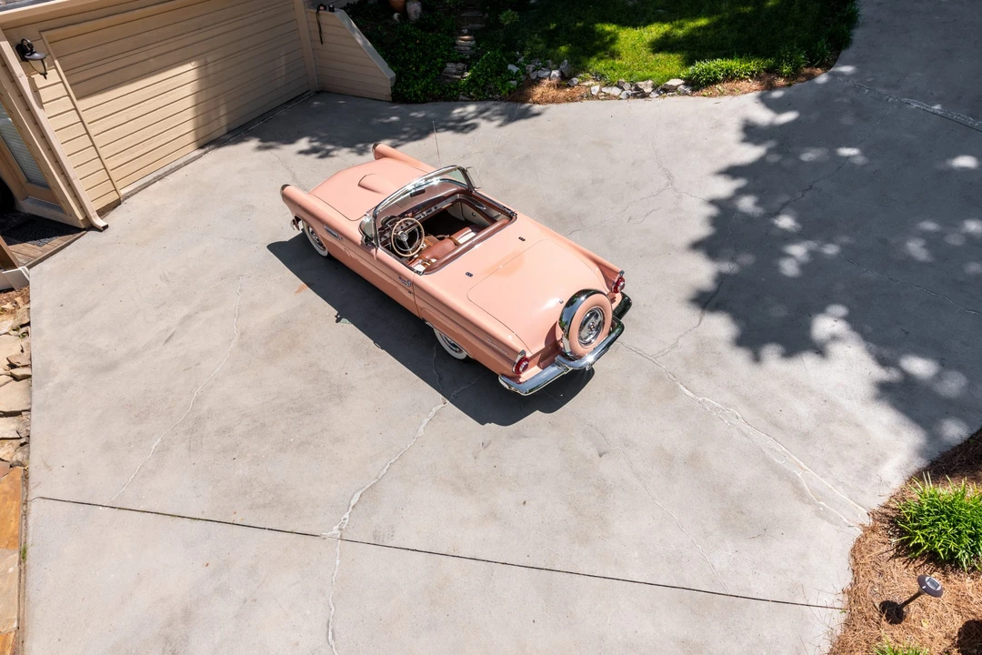 1956 Ford Thunderbird 1st Gen - Image 26 of 31