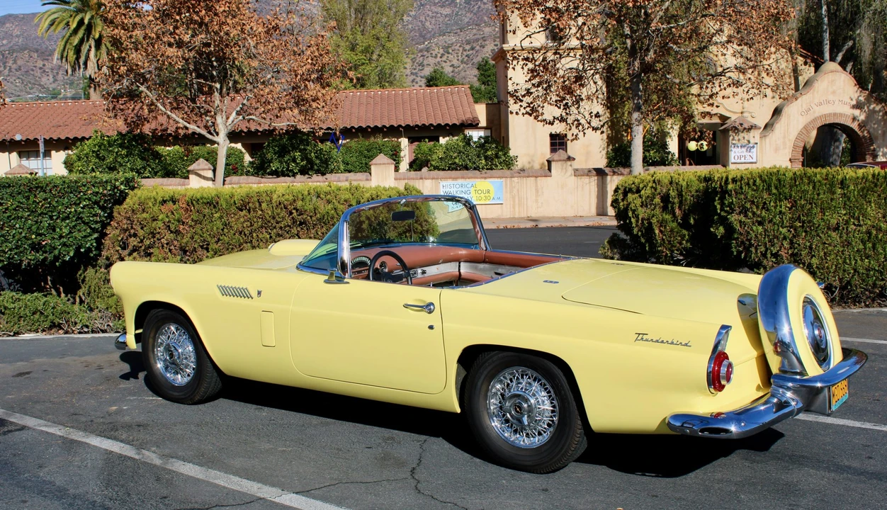 1956 Ford Thunderbird 1st Gen - Image 11 of 31