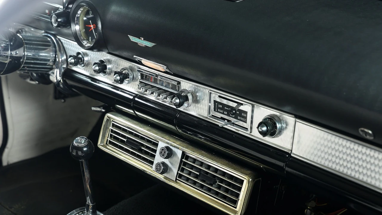 1956 Ford Thunderbird 1st Gen - Image 26 of 31