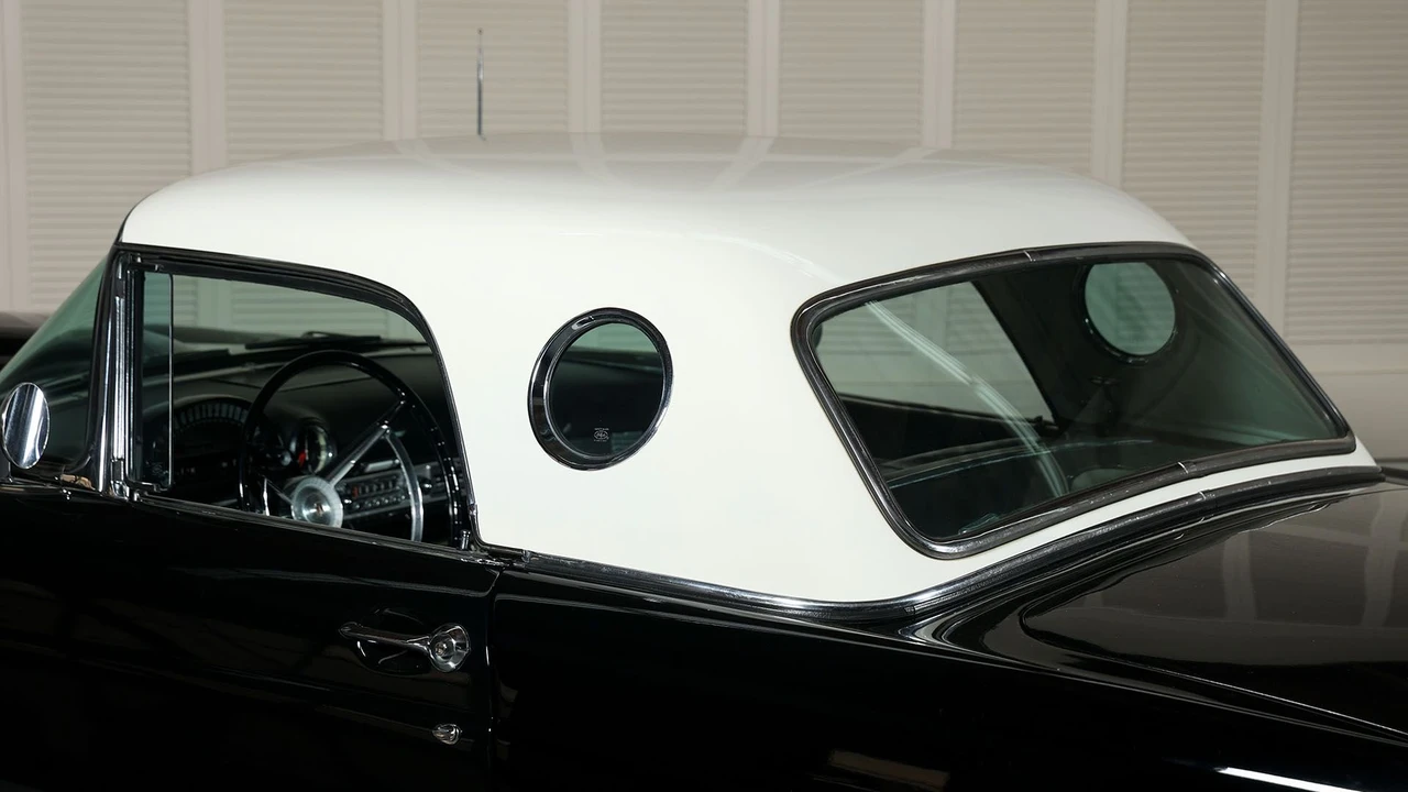 1956 Ford Thunderbird 1st Gen - Image 14 of 31