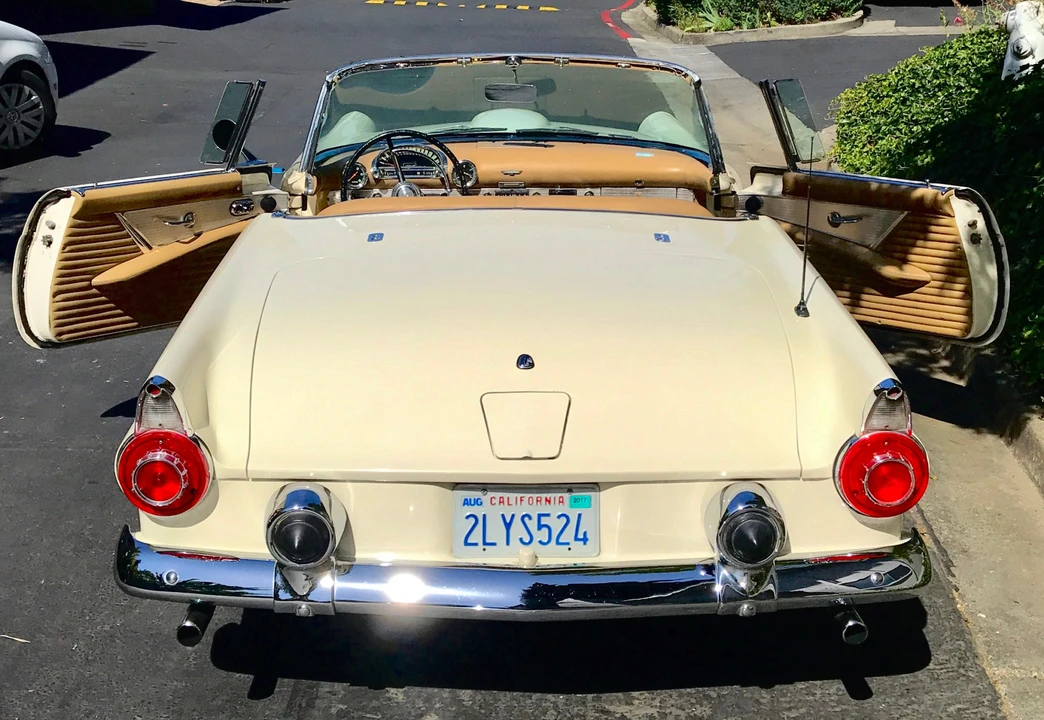 1956 Ford Thunderbird 1st Gen - Image 23 of 31