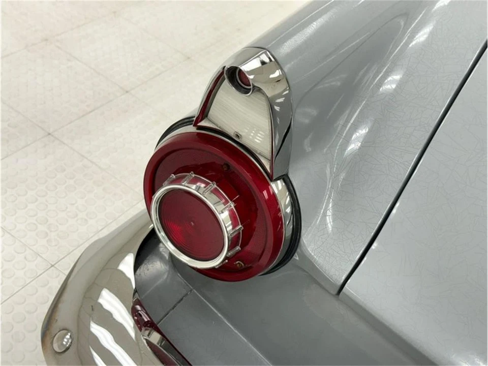 1956 Ford Thunderbird 1st Gen - Image 27 of 31