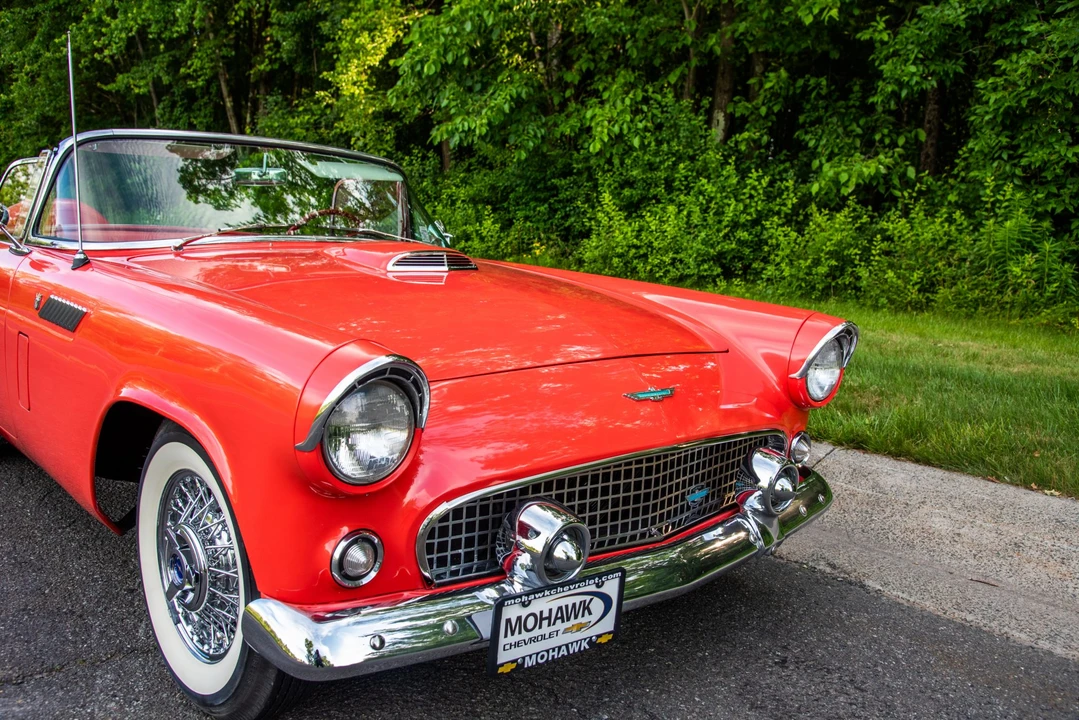 1956 Ford Thunderbird 1st Gen - Image 22 of 31