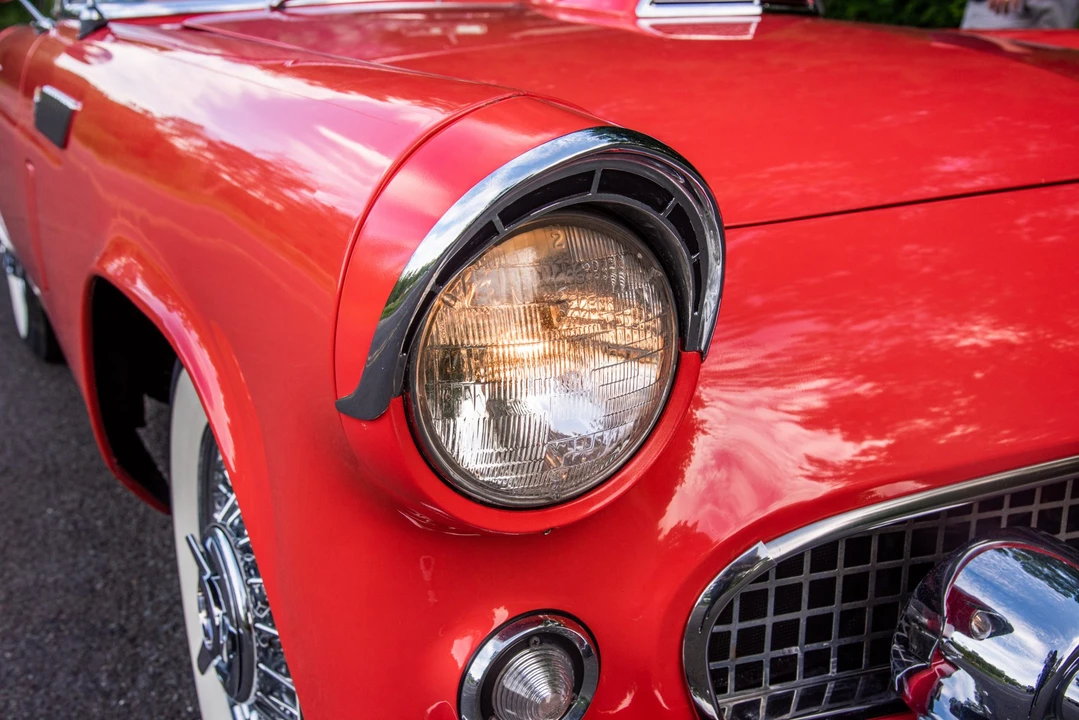 1956 Ford Thunderbird 1st Gen - Image 23 of 31