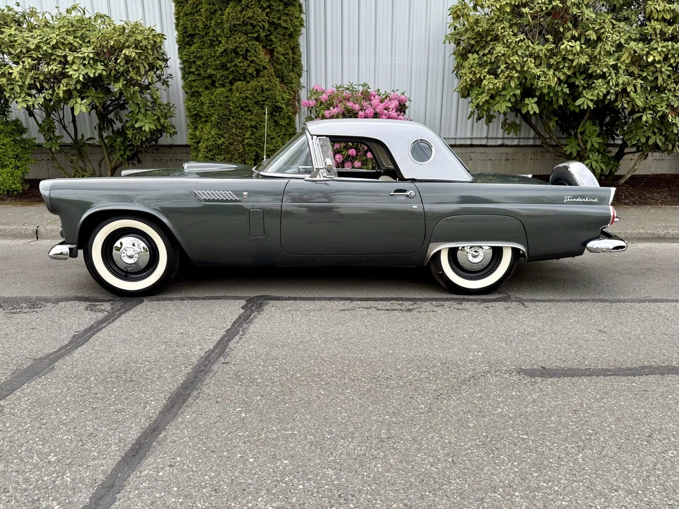 1956 Ford Thunderbird 1st Gen - Image 24 of 31
