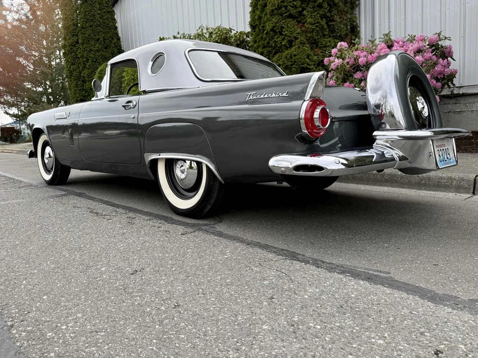 1956 Ford Thunderbird 1st Gen - Image 27 of 31