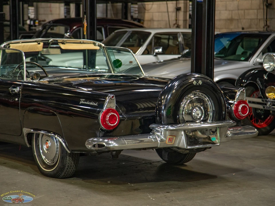 1956 Ford Thunderbird 1st Gen - Image 24 of 31