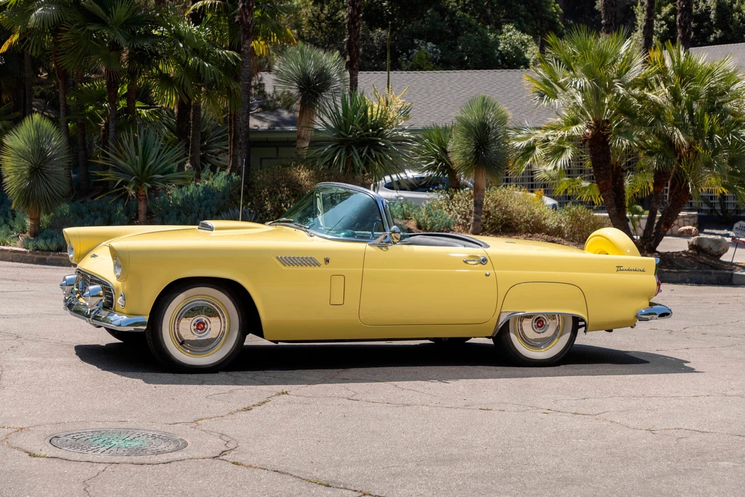 1956 Ford Thunderbird 1st Gen - Image 14 of 31