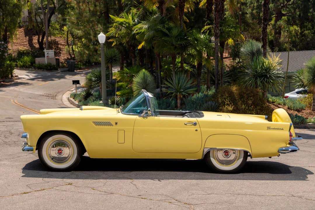 1956 Ford Thunderbird 1st Gen - Image 16 of 31