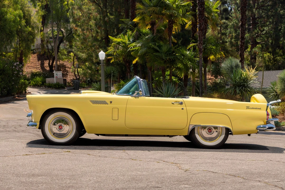 1956 Ford Thunderbird 1st Gen - Image 17 of 31
