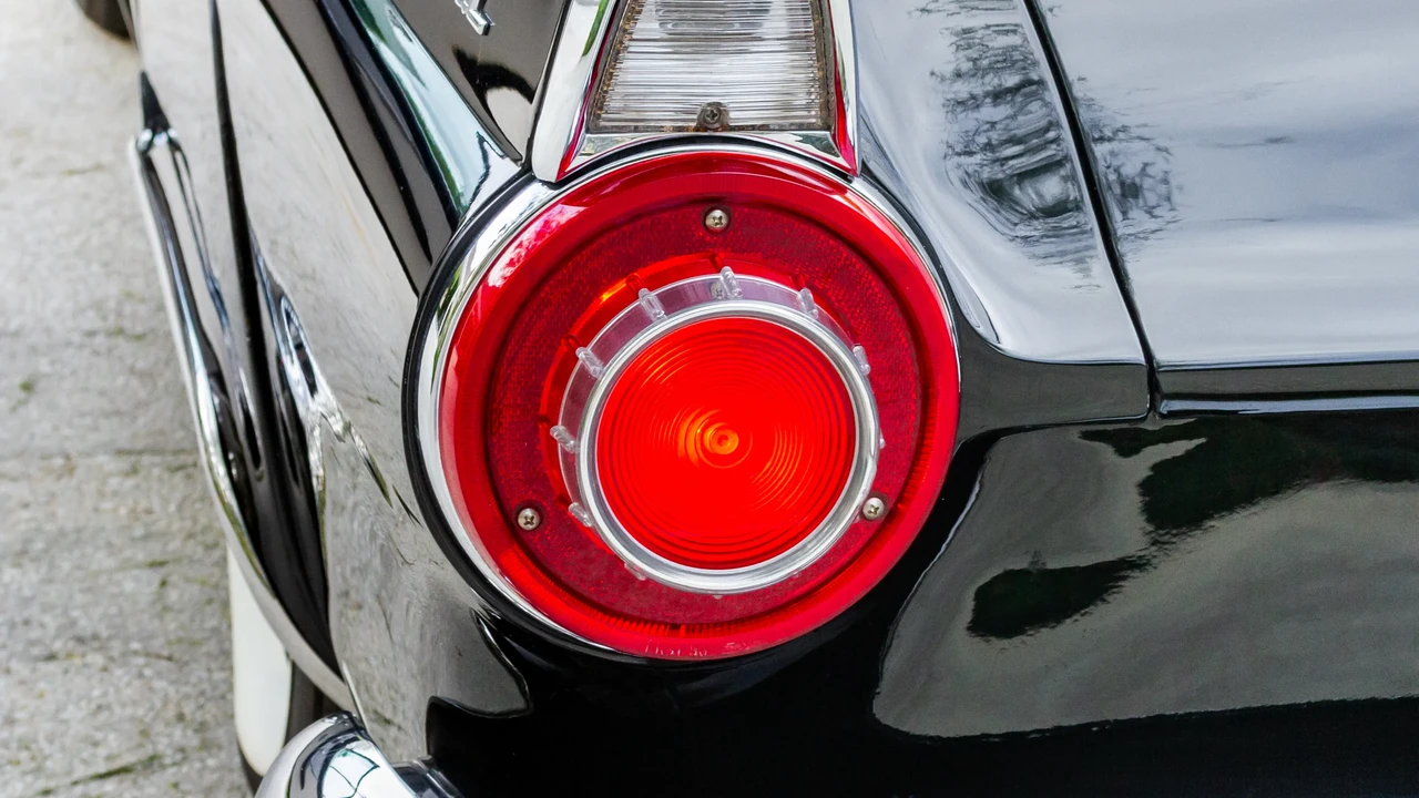 1956 Ford Thunderbird 1st Gen - Image 17 of 31