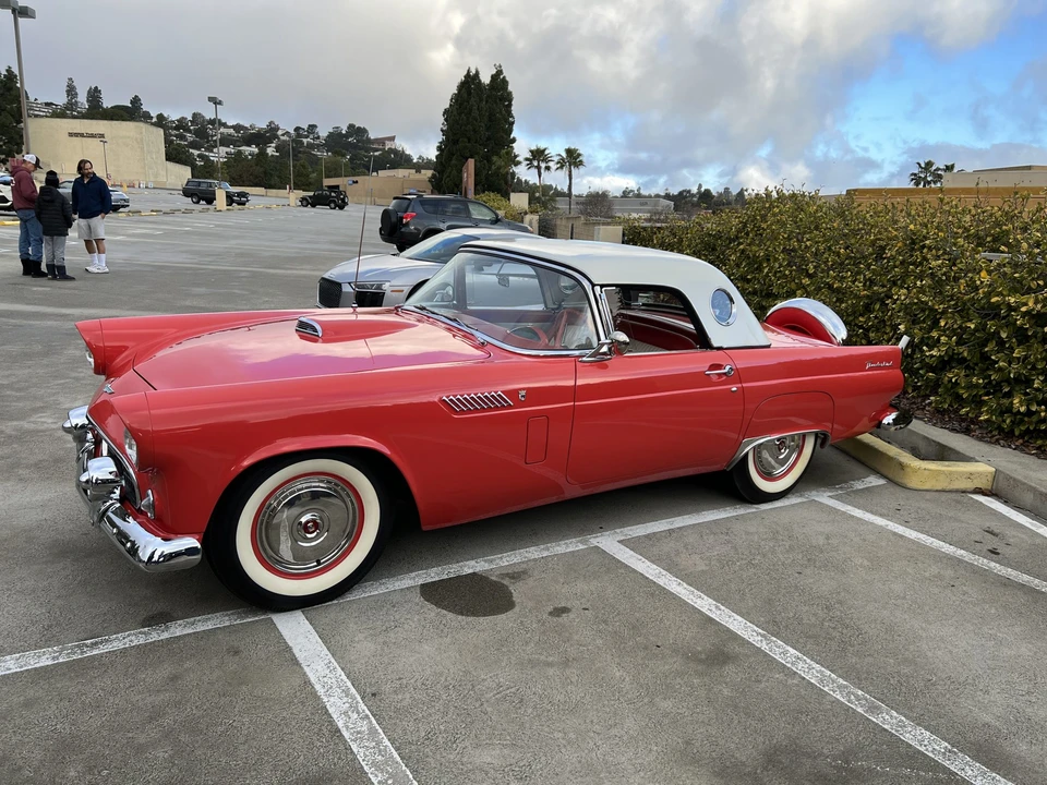 1956 Ford Thunderbird 1st Gen - Image 19 of 31
