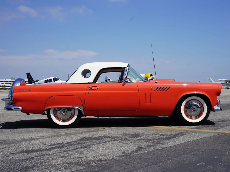 1956 Ford Thunderbird 1st Gen - Image 20 of 31