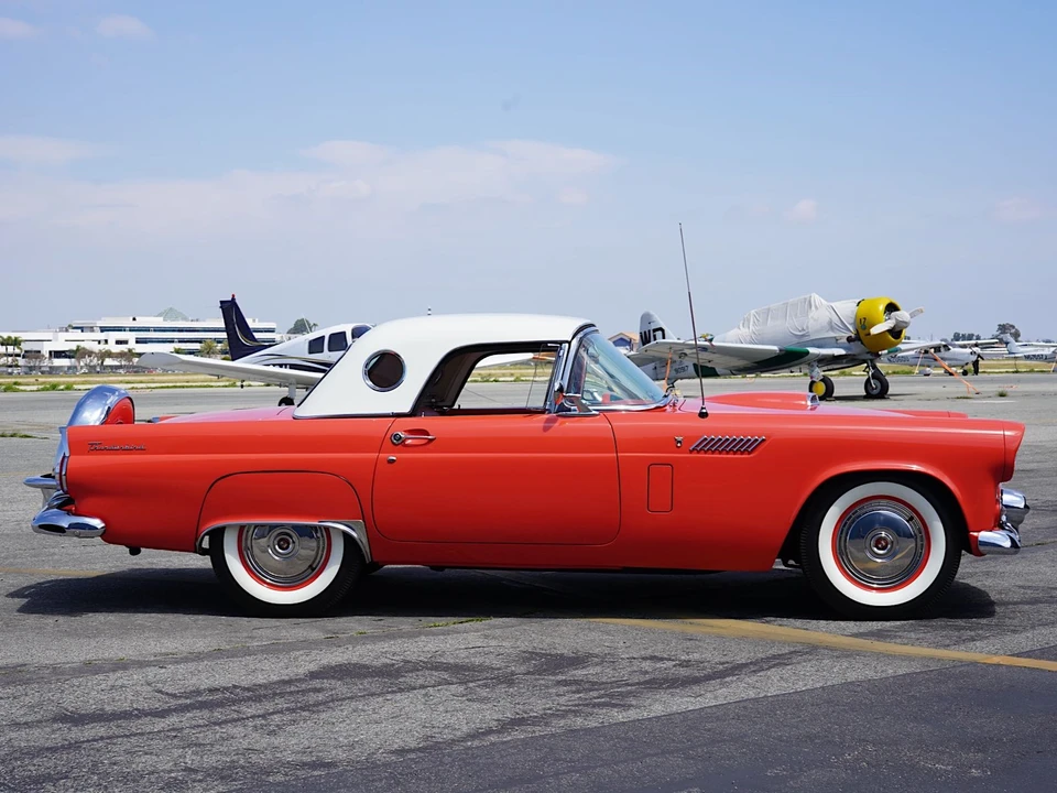 1956 Ford Thunderbird 1st Gen - Image 22 of 31