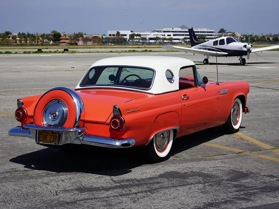 1956 Ford Thunderbird 1st Gen - Image 19 of 31