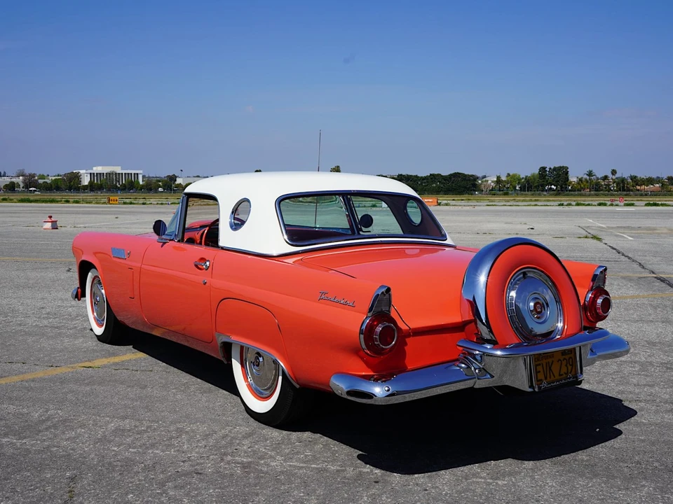1956 Ford Thunderbird 1st Gen - Image 15 of 31