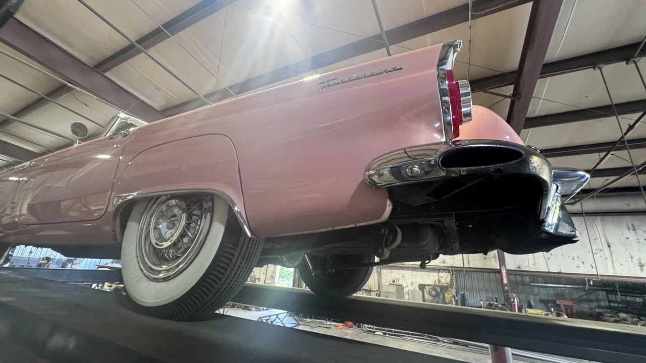 1956 Ford Thunderbird 1st Gen - Image 18 of 31