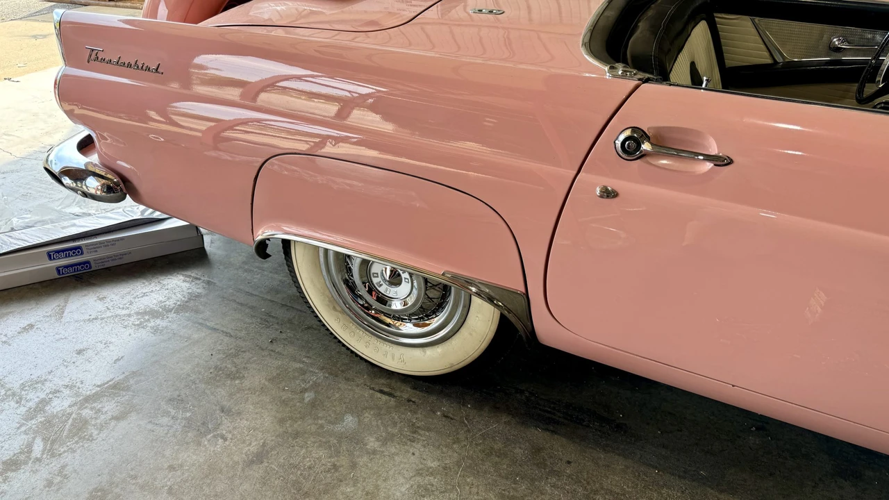 1956 Ford Thunderbird 1st Gen - Image 25 of 31