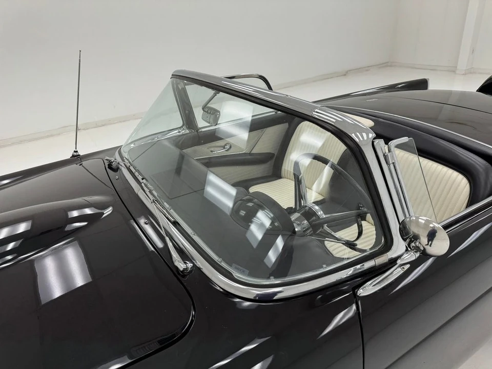 1956 Ford Thunderbird 1st Gen - Image 17 of 31