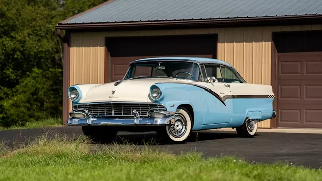 1956 Ford Victoria