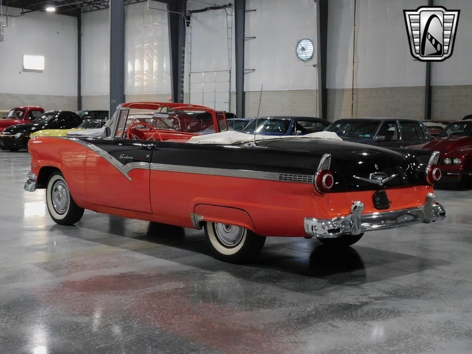 1956 Ford Fairlane 1st Gen - Image 4 of 21
