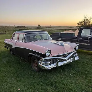 1956 Ford ZX2