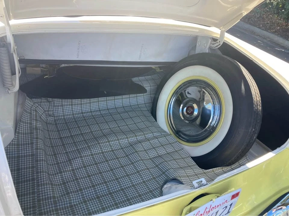 1956 Ford Fairlane 1st Gen - Image 7 of 9