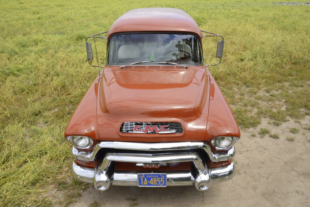 1956 GMC Suburban 4th Gen - Image 22 of 31