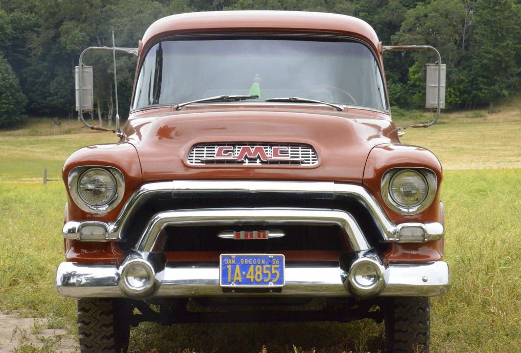 1956 GMC Suburban 4th Gen - Image 23 of 31