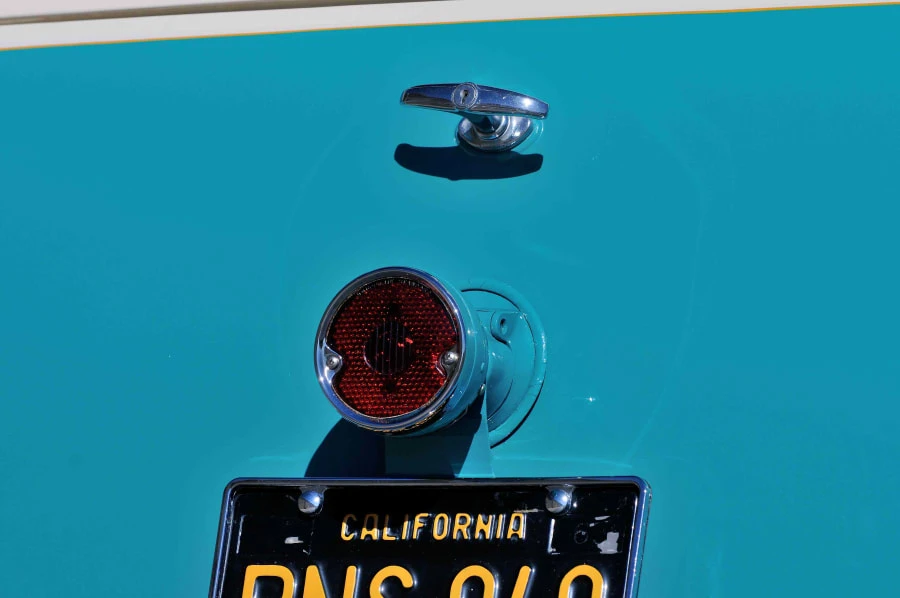 1956 GMC Suburban 4th Gen - Image 11 of 12
